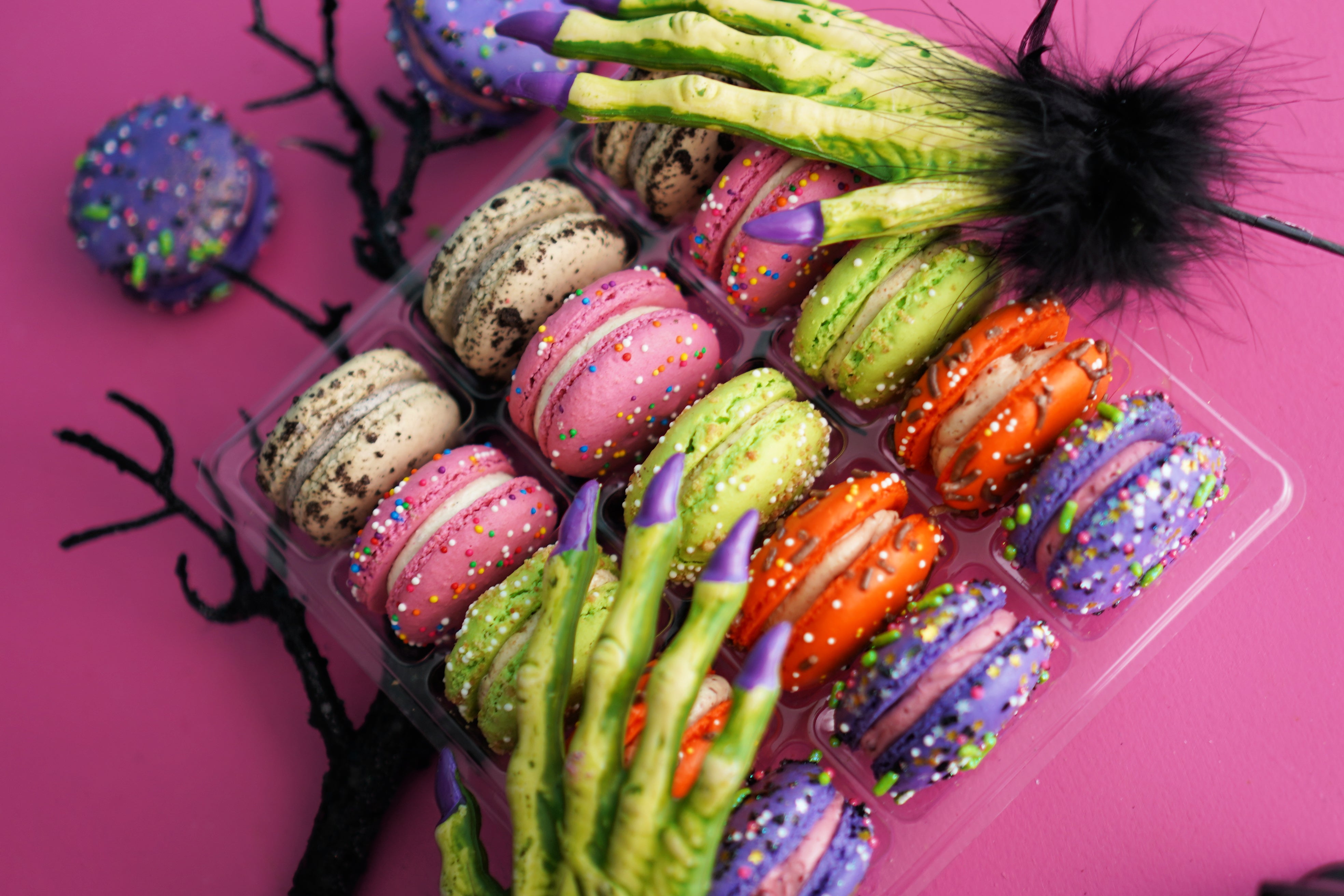 Buy Macarons Online | Macarons Gift Box Delivery, US | Lady Yum