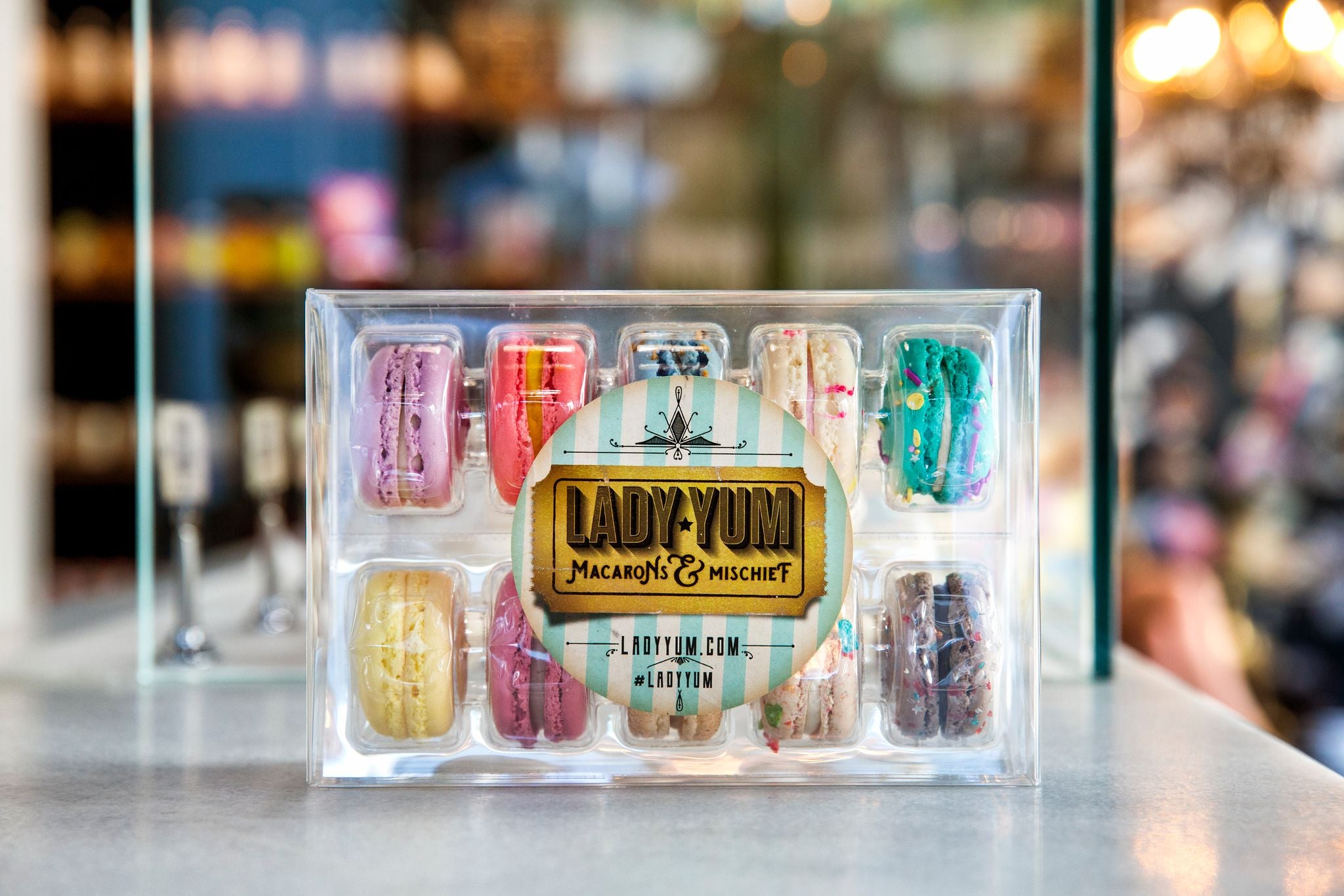 【正規品】Macaron ラブブ toffee Towers – Amanda's Macaron Shoppe